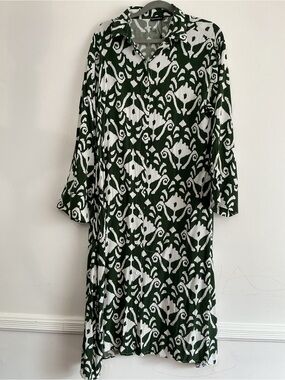 Long Sleeve Green and White Printed Button-Front Dress